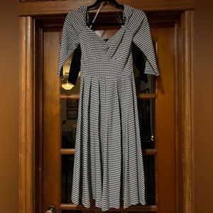 Unique Vintage Houndstooth Dress - Size: M